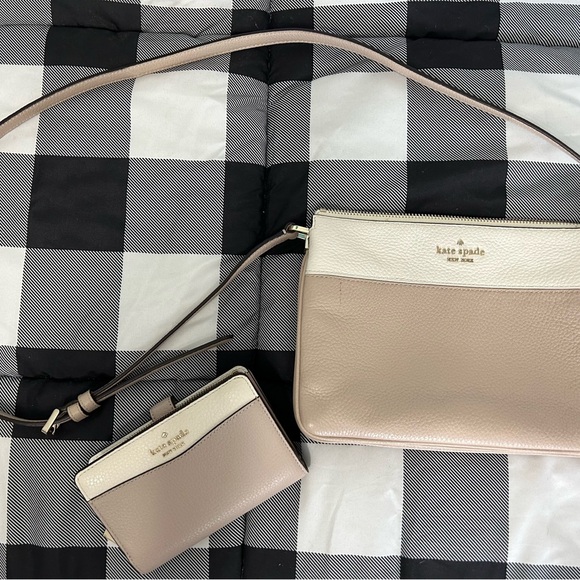Kate Spade Tan and Cream Crossbody Bag Set - Picture 1 of 5